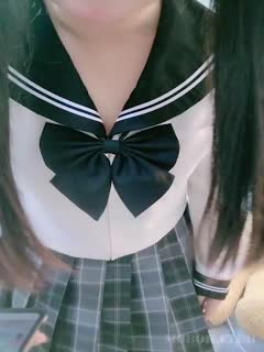 青春双马尾JK制服00后小胖妹